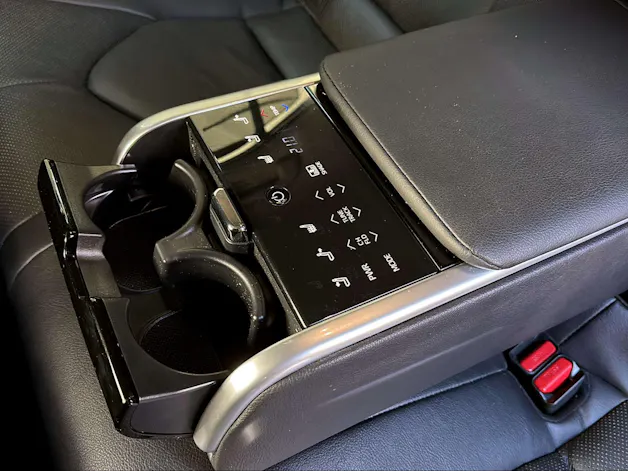 Toyota Camry 2.5 HSD Premium