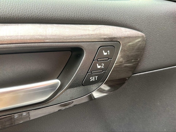 Vehicle image 20 Vehicle image 20