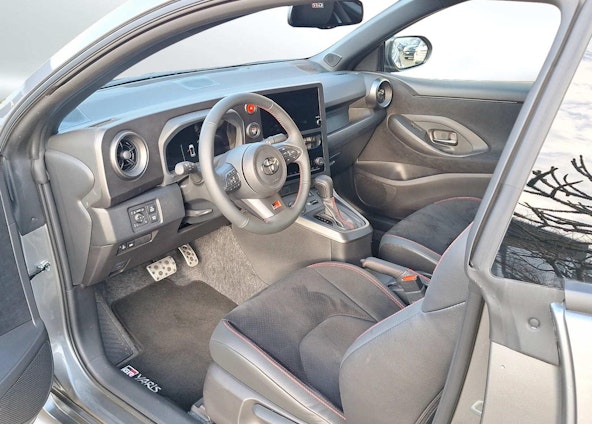 Vehicle image 7 Vehicle image 7