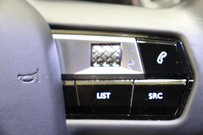 Vehicle image DS AUTOMOBILES DS7