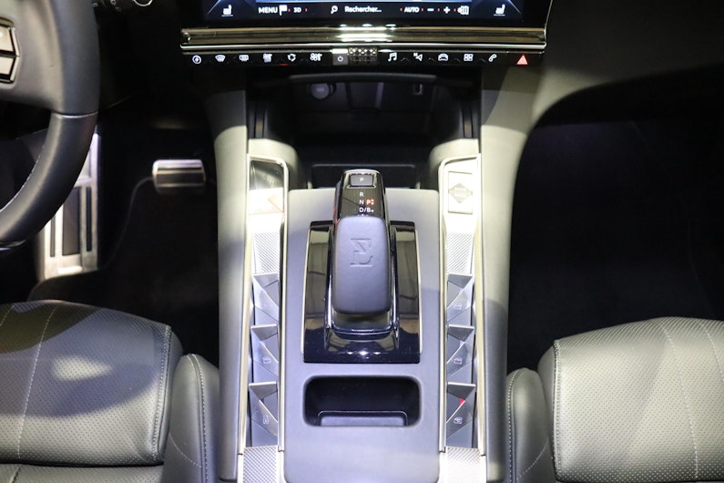 Vehicle image DS AUTOMOBILES DS7