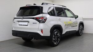 Vehicle image SUBARU Forester Station 2.0i e-Boxer Swiss Plus