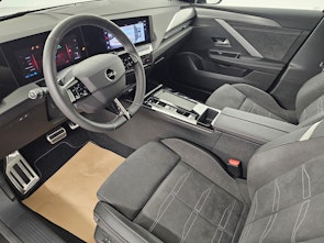 Vehicle image OPEL Astra 1.6 T PHEV 180 GS