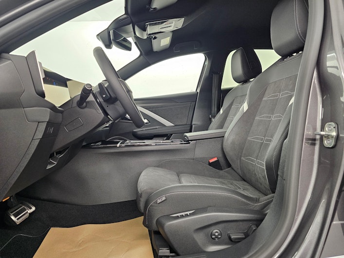 Vehicle image OPEL ASTRA