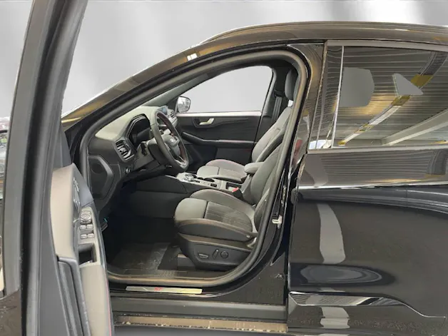 Ford Kuga 2.5 Hybrid ST-Line X 4x4