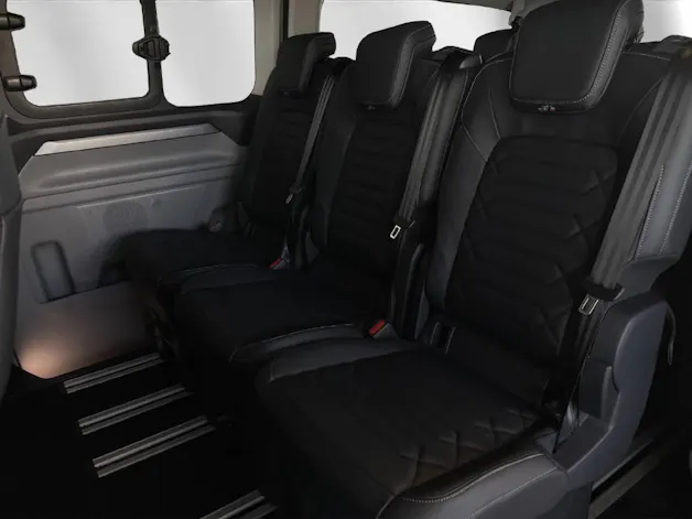 Ford Tourneo C Bus 320 L2 2.0 EcoBlue 170 Titanium