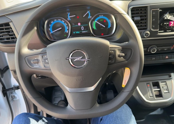 Vehicle image 9 Vehicle image 9