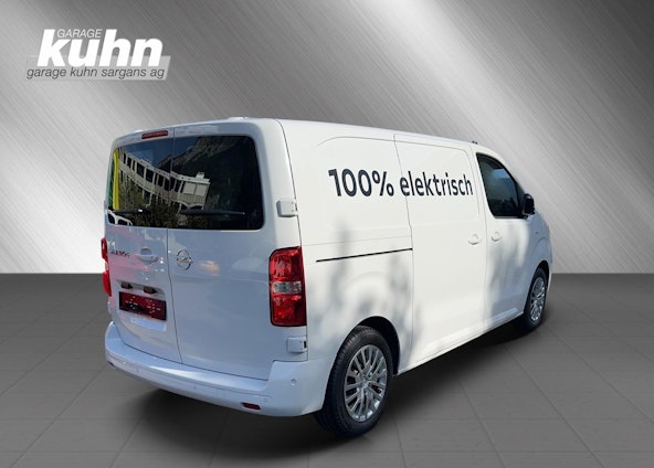 Vehicle image 4 Vehicle image 4