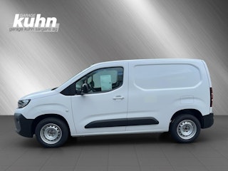 Vehicle image OPEL COMBO 0