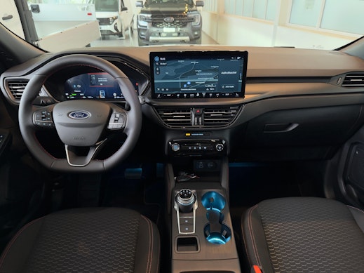 FORD Kuga 2.5 Hybrid ST-Line 3