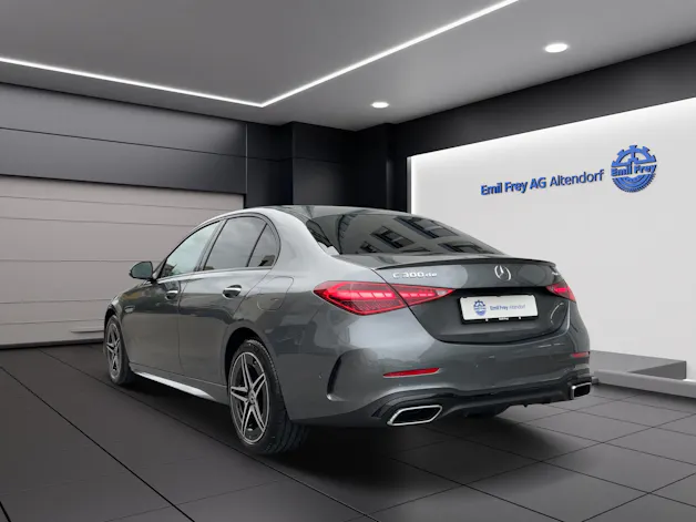 Mercedes-Benz C 300 de 4MATIC Limousine AMG Line