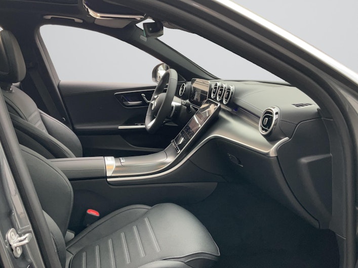 Vehicle image MERCEDES-BENZ C 300