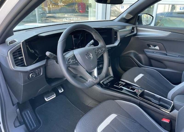 Vehicle image 5 Vehicle image 5