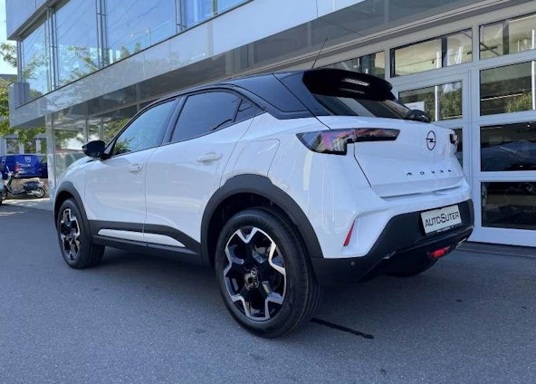 Vehicle image 3 Vehicle image 3