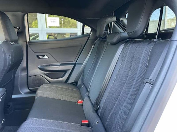 Vehicle image 11 Vehicle image 11