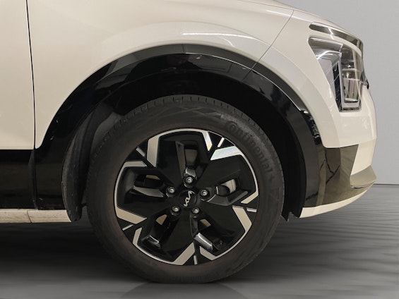 Vehicle image 11 Vehicle image 11