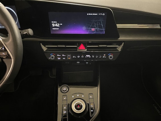 Vehicle image 10 Vehicle image 10