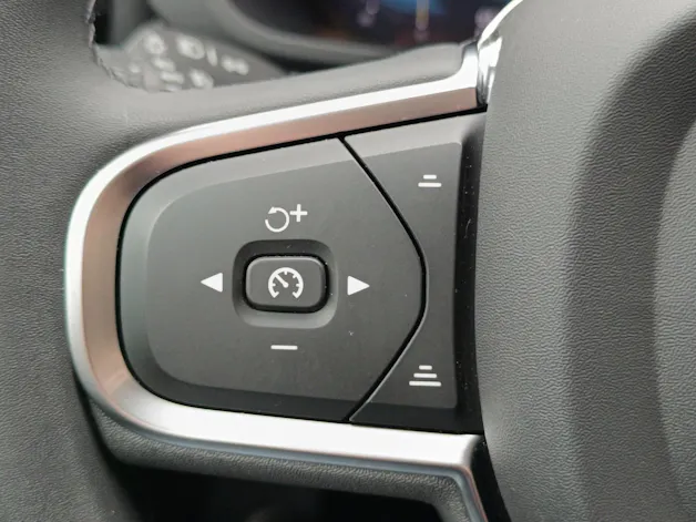 Volvo XC60 2.0 B4 MH Core AWD