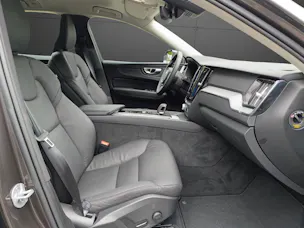 Volvo XC60 2.0 B4 MH Core AWD