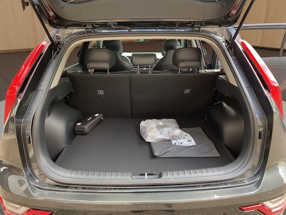 Vehicle image 13 Vehicle image 13