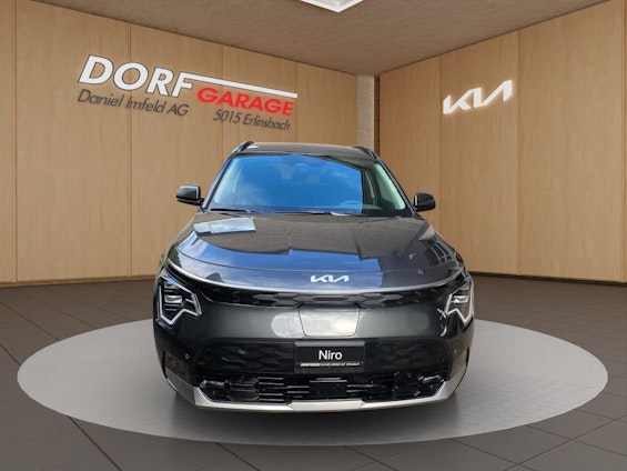 Vehicle image 5 Vehicle image 5