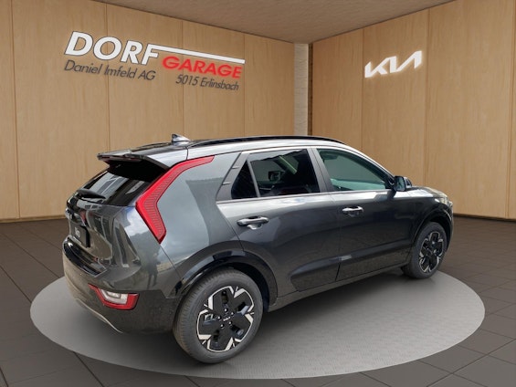 Vehicle image 3 Vehicle image 3