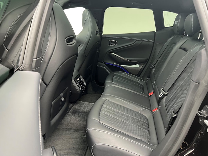 Vehicle image ASTON MARTIN DBX