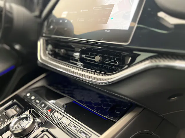 Aston Martin New MY25 DBX 707 4.0 V8 Bi-Turbo