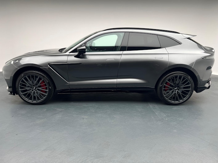 Vehicle image ASTON MARTIN DBX