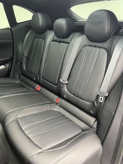 Vehicle image ASTON MARTIN DBX