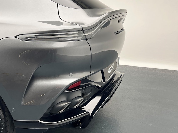 Vehicle image ASTON MARTIN DBX