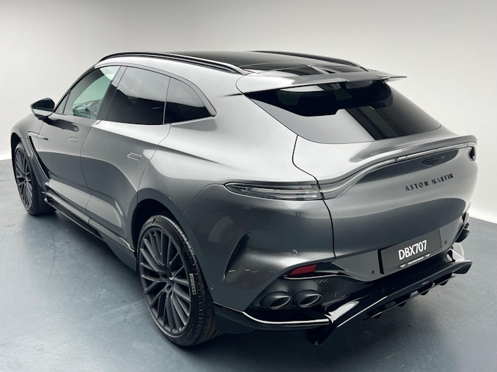 Vehicle image ASTON MARTIN DBX