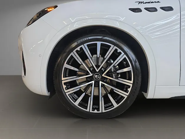 Maserati Grecale 2.0 Hybrid Modena