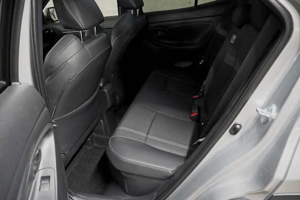 Vehicle image 7