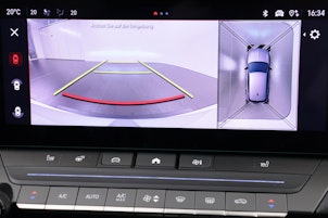 Vehicle image OPEL Astra 1.6 T PHEV 180 Swiss Plus