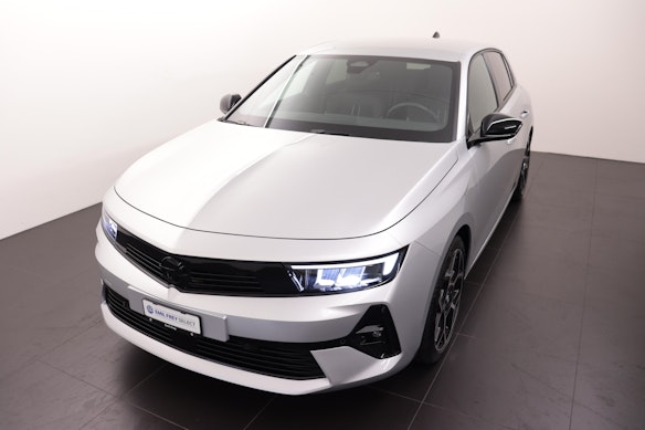 OPEL Astra 1.6 T PHEV 180 Swiss Plus 1