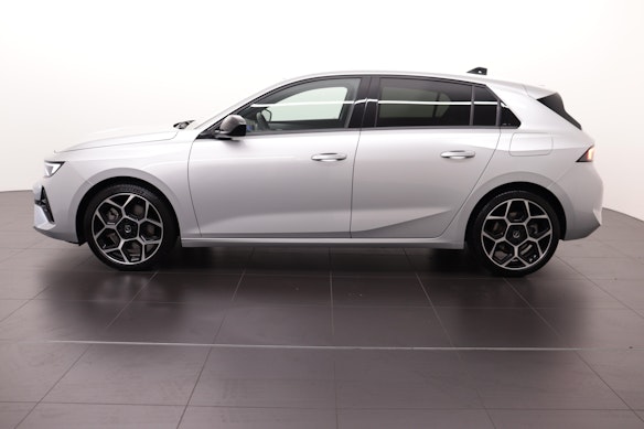 OPEL Astra 1.6 T PHEV 180 Swiss Plus 3