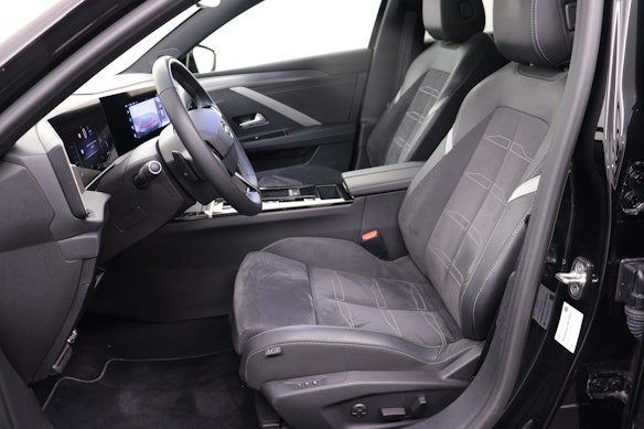 OPEL Astra 1.6 T PHEV 180 Swiss Premium 2