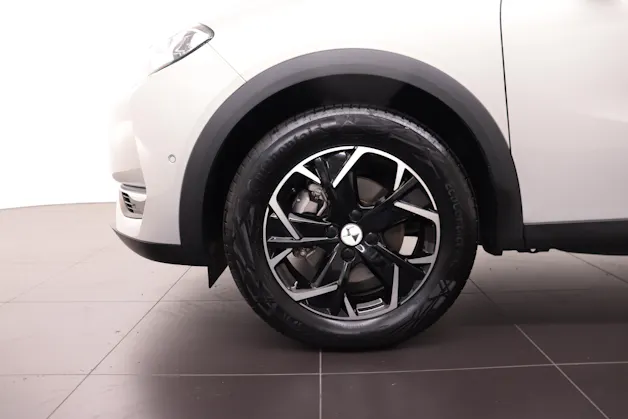 DS Automobiles Crossback E-Tense Bastille