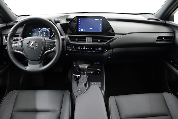 Vehicle image 10