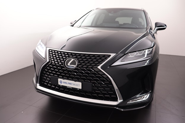 First vehicle image