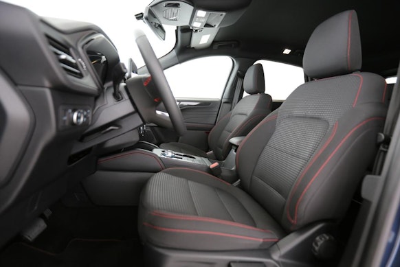 FORD Kuga 2.5 Hybrid ST-Line 4x4 2