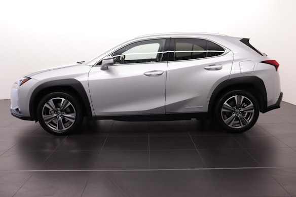 LEXUS UX 300e Excellence 3