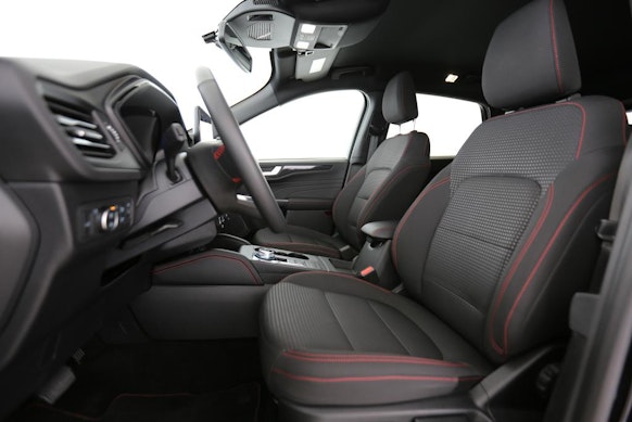 FORD Kuga 2.5 Hybrid ST-Line 4x4 2