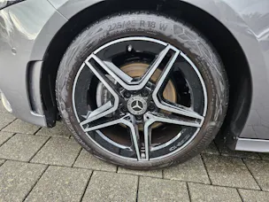 MERCEDES-BENZ A 200 4Matic AMG Line