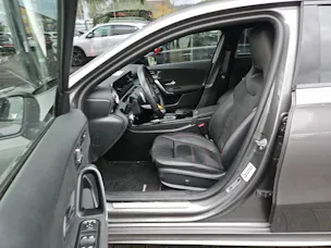 MERCEDES-BENZ A 200 4Matic AMG Line