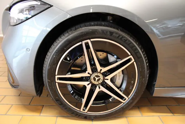 Mercedes-Benz C 400 e 4Matic AMG Line