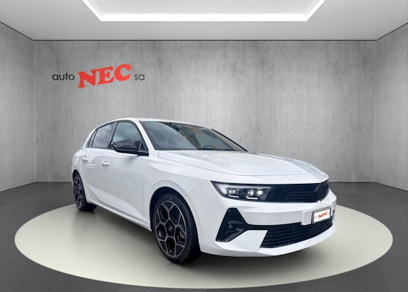 First vehicle image First vehicle image