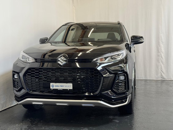 First vehicle image