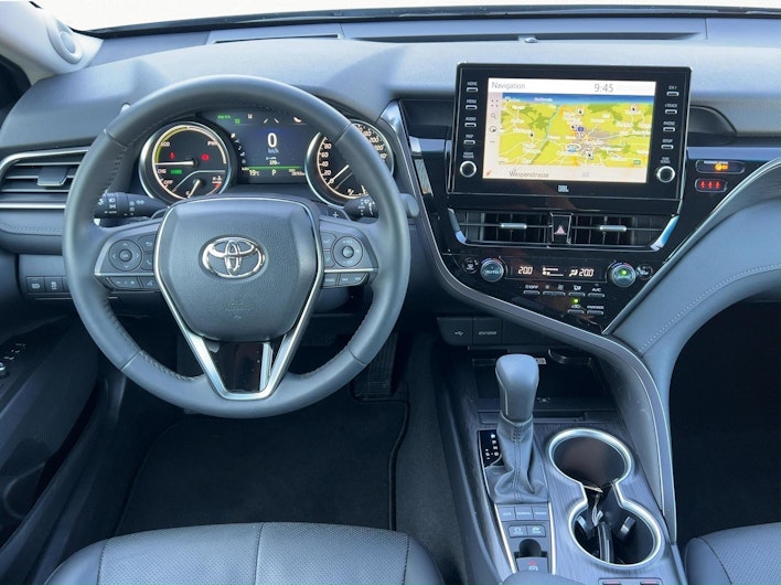 Vehicle image TOYOTA CAMRY